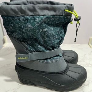 Columbia Black and‎ Dark Green Snow/Winter/Rain Boots -- 7